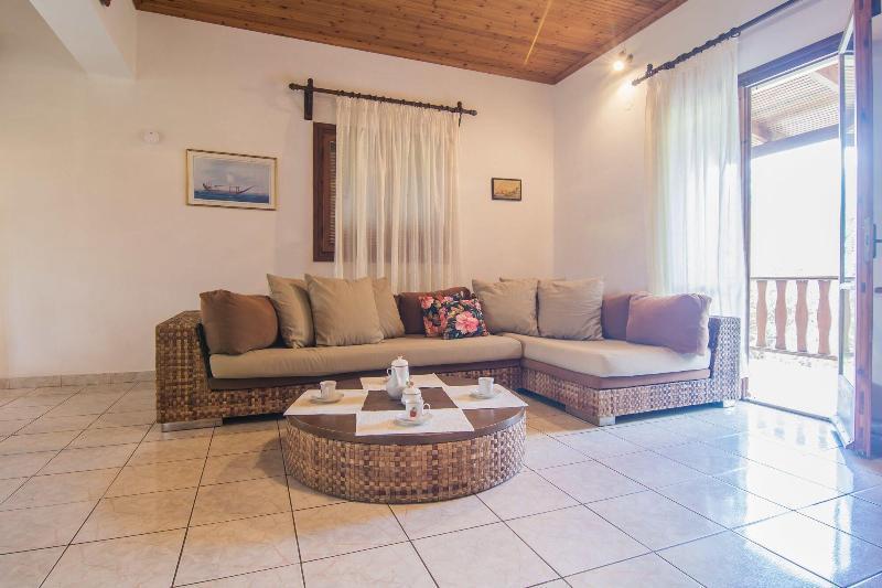 Porto Giardino Apartments Psarou  Екстериор снимка