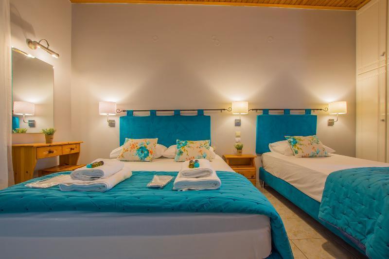 Porto Giardino Apartments Psarou  Екстериор снимка