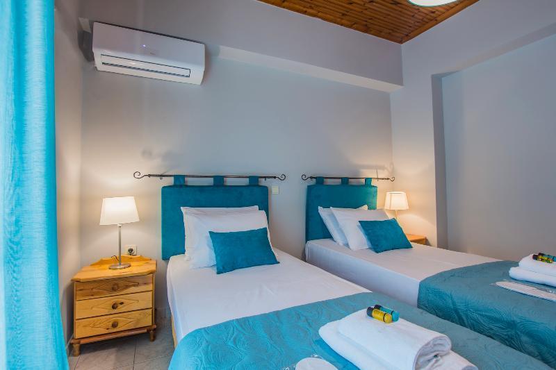 Porto Giardino Apartments Psarou  Екстериор снимка