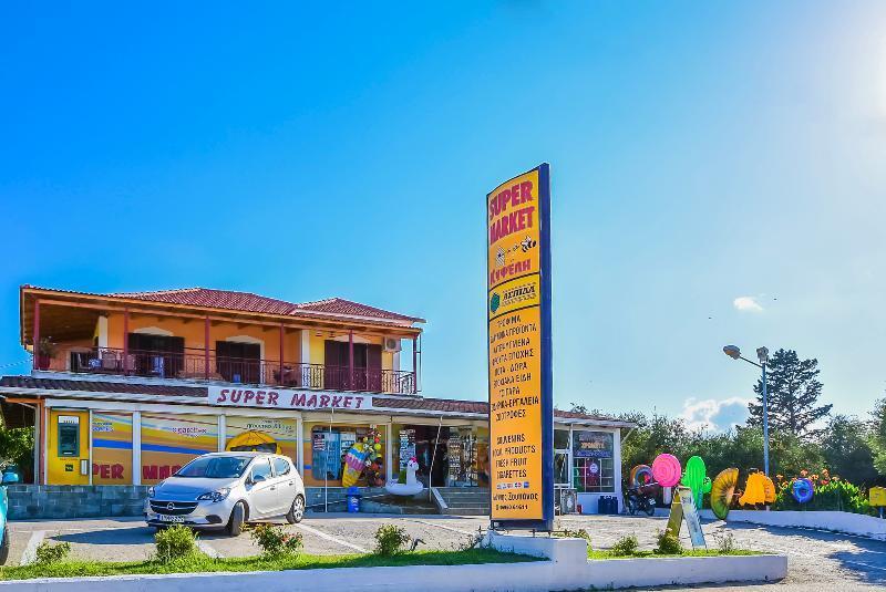 Porto Giardino Apartments Psarou  Екстериор снимка