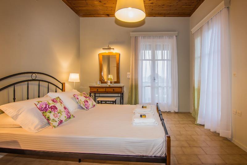 Porto Giardino Apartments Psarou  Екстериор снимка